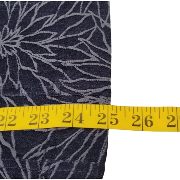 JM Collection Blue Denim Floral Jacket Size - 12 - Picture 9 of 12